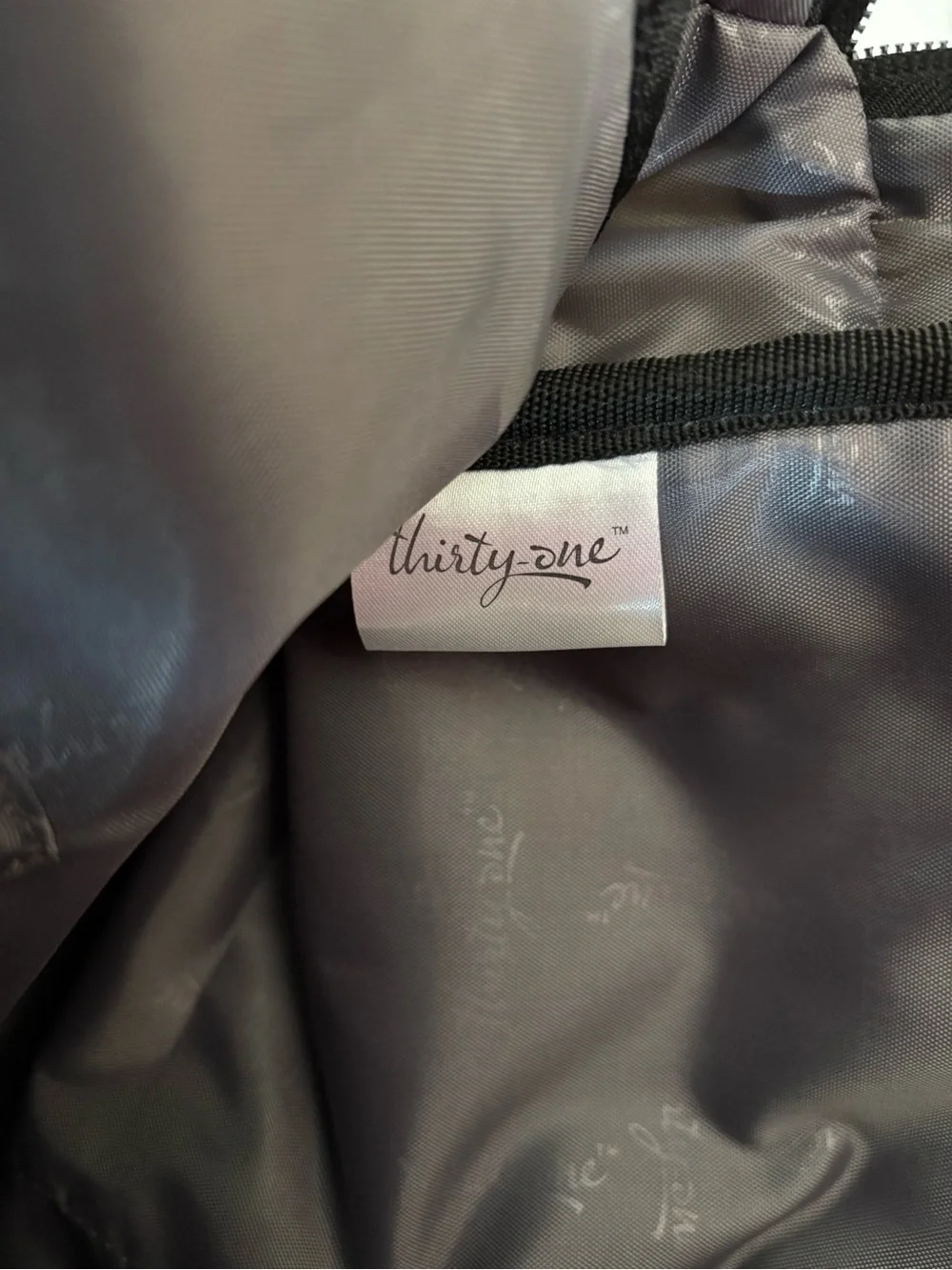 Thirty-One Black and White Floral Organizing Utility Tote